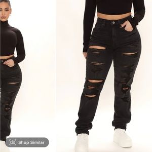 Destroyed straight leg fashionnova jeans black